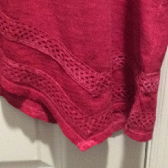 Top - Picture 2 of 3